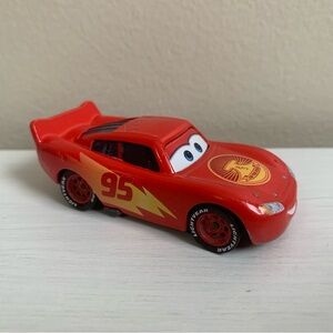 Disney Pixar Cars Lightning McQueen On the Road Diecast Toy 1:55 Scale